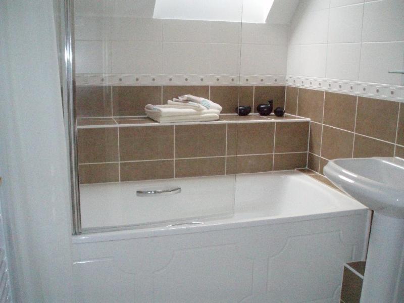 Basingstoke Apartments - Westlands House, City Centre, Home-From-Home エクステリア 写真